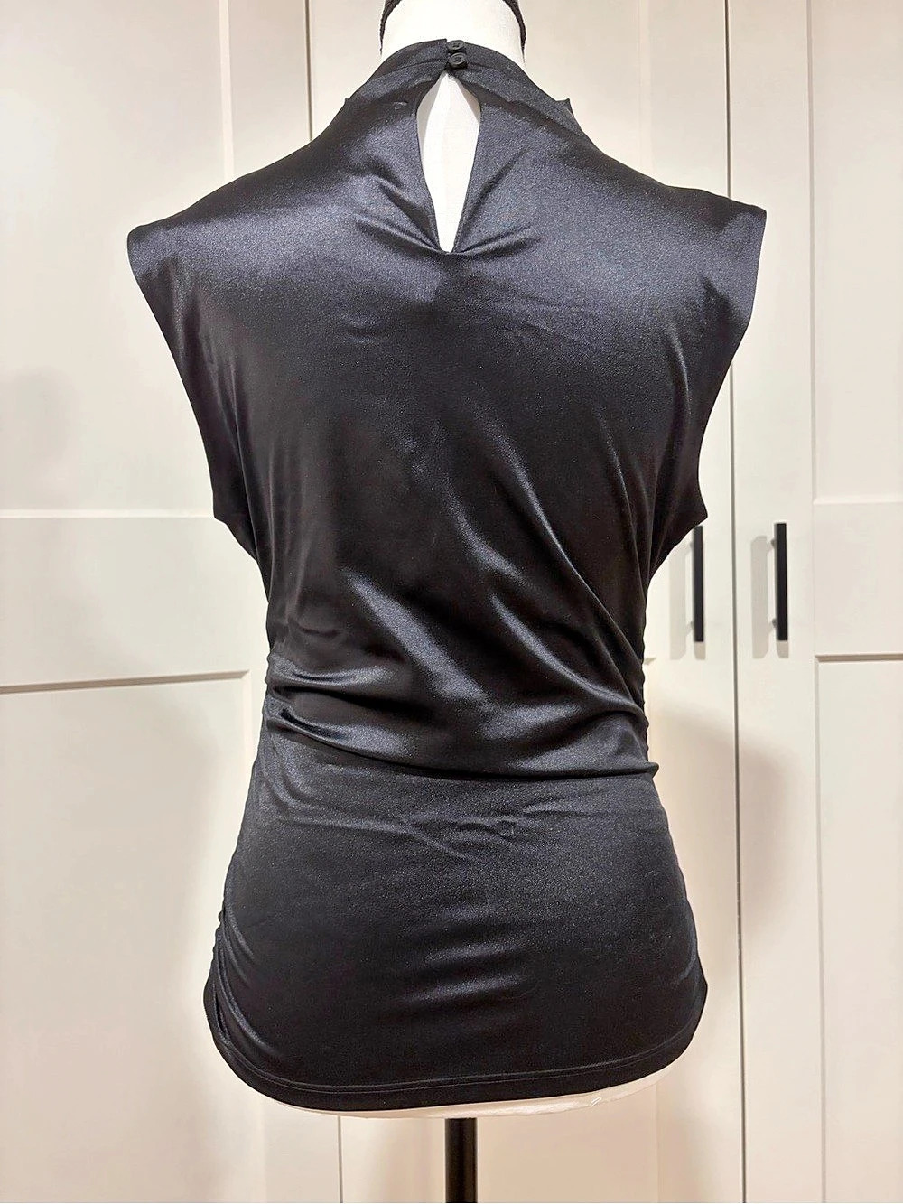 French Connection Ruched Mock Neck Top in Black Size Small Like New
